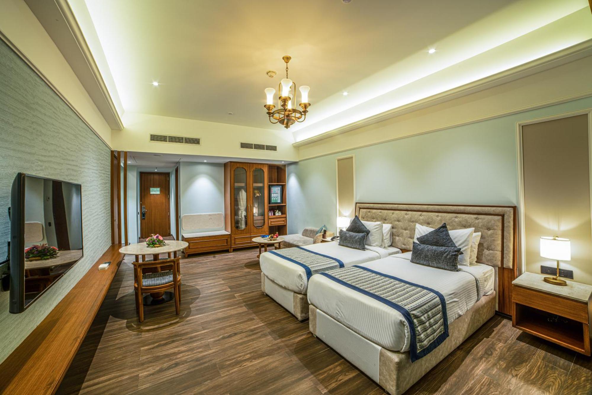 Gift City Club, A Member Of Radisson Individuals Gandhinagar Buitenkant foto